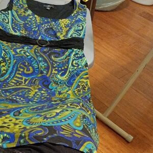 Women's Paisley Print Top